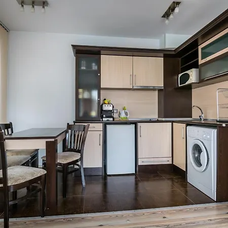 Cozy One-bedroom In Night Breeze Appartement