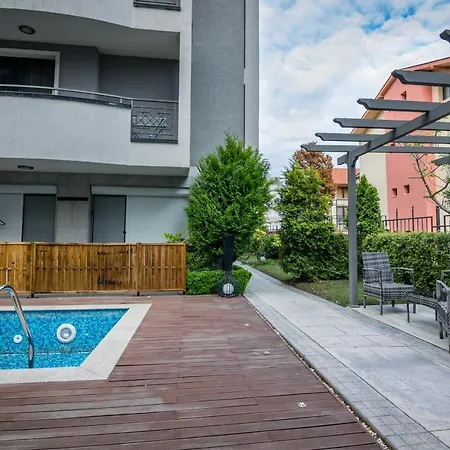 Cozy One-bedroom In Night Breeze Appartement Burgas