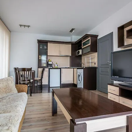 Cozy One-bedroom In Night Breeze Appartement